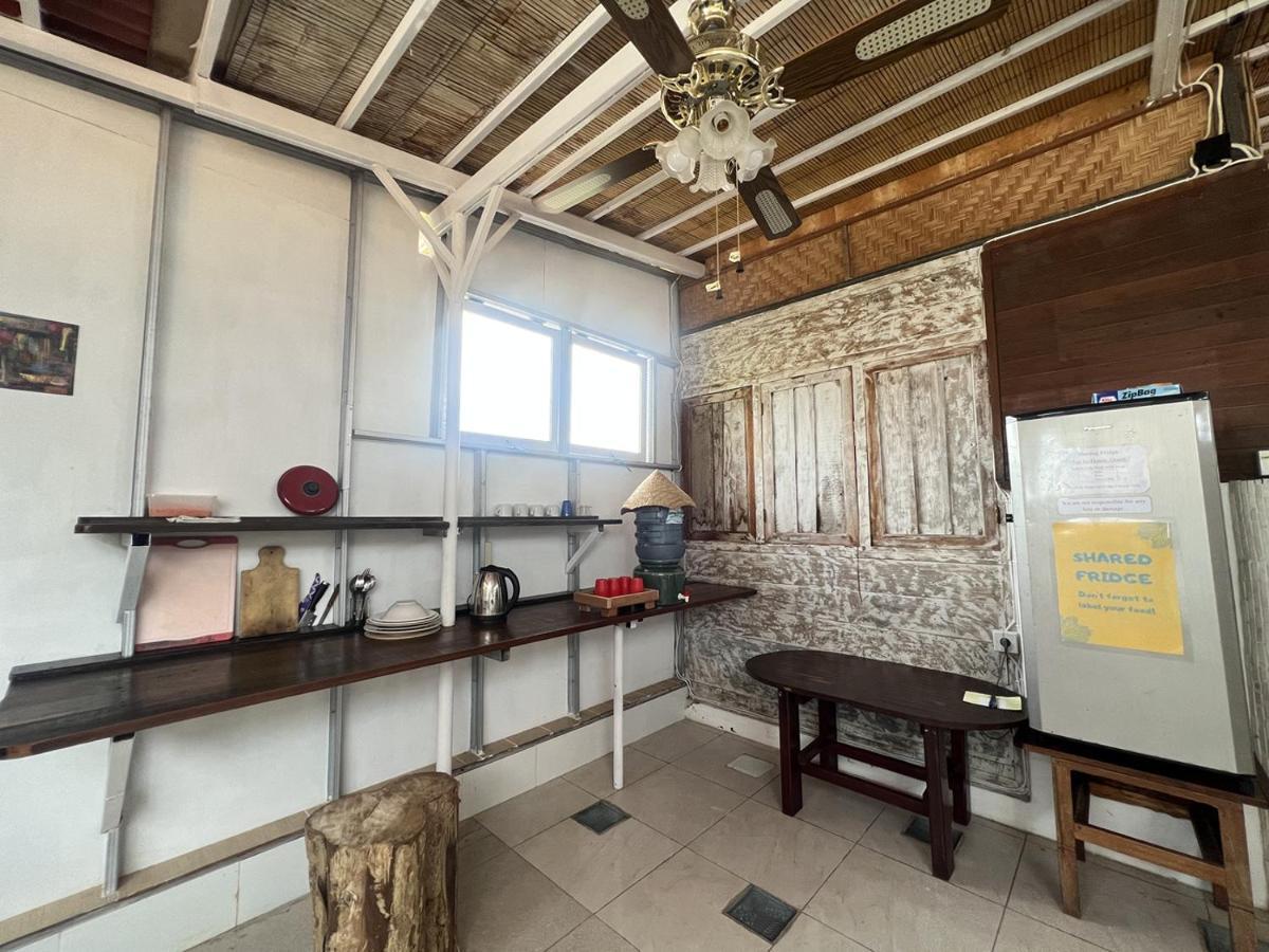 Seabreeze Hostel Bali Canggu  Exterior photo