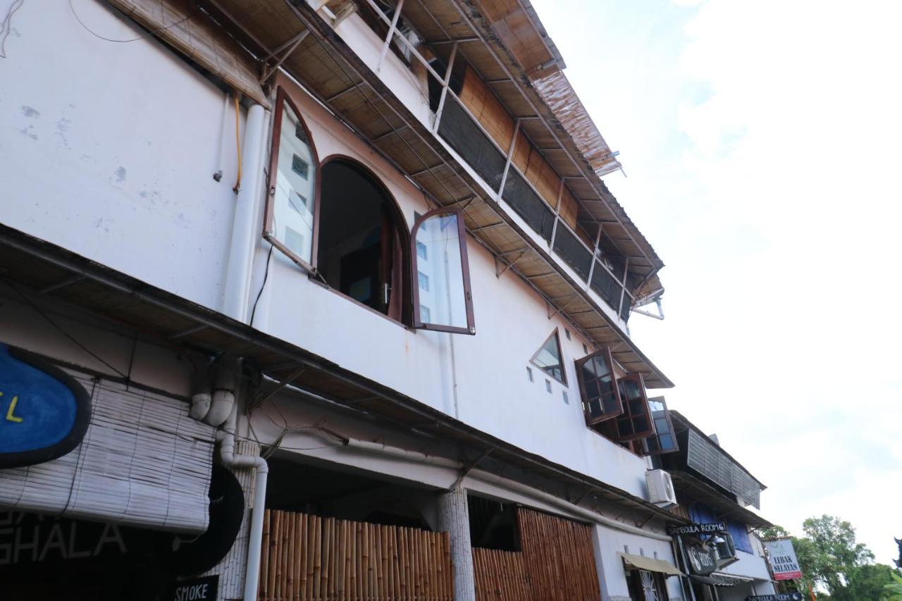Seabreeze Hostel Bali Canggu  Exterior photo