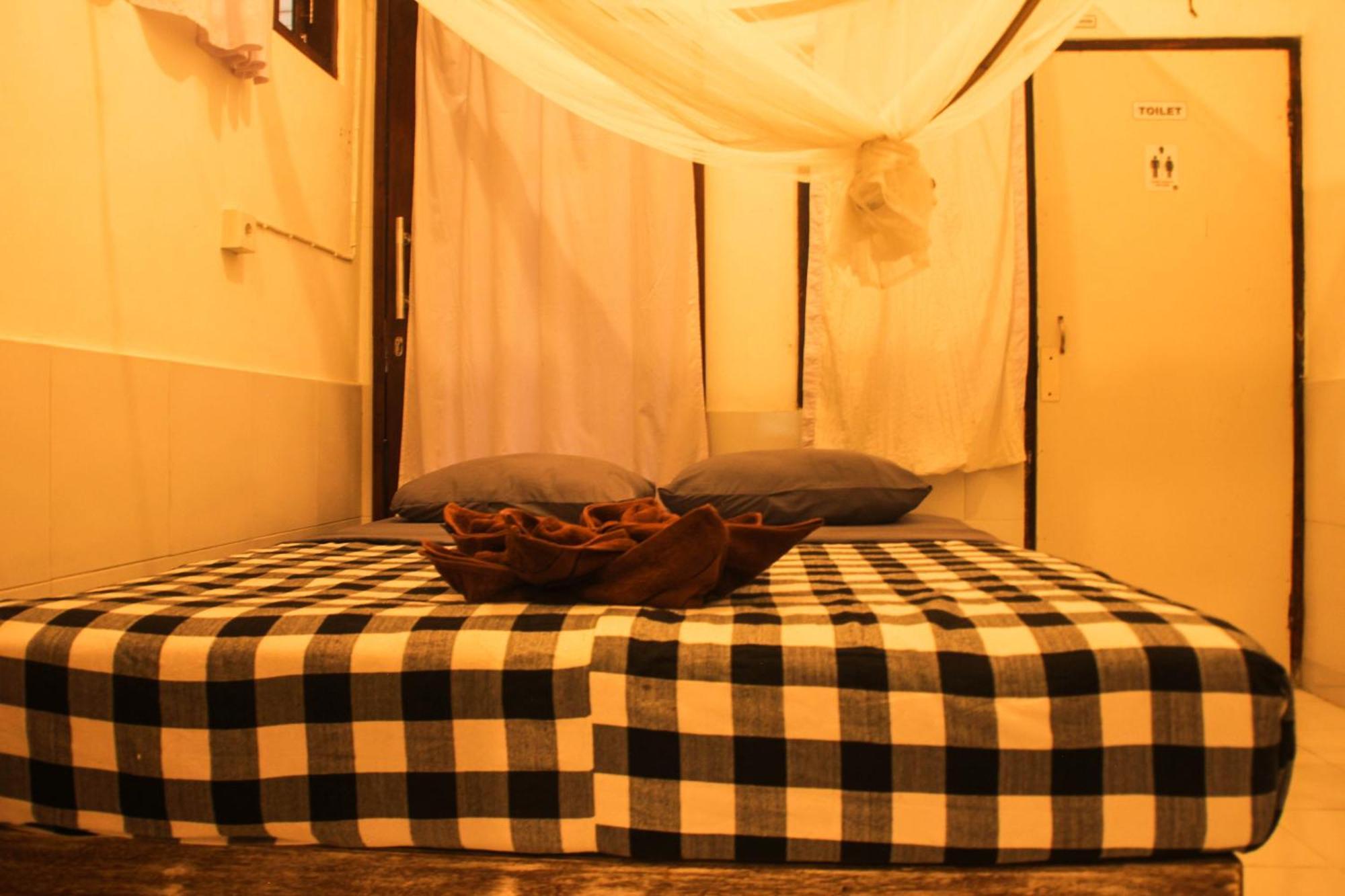 Seabreeze Hostel Bali Canggu  Exterior photo
