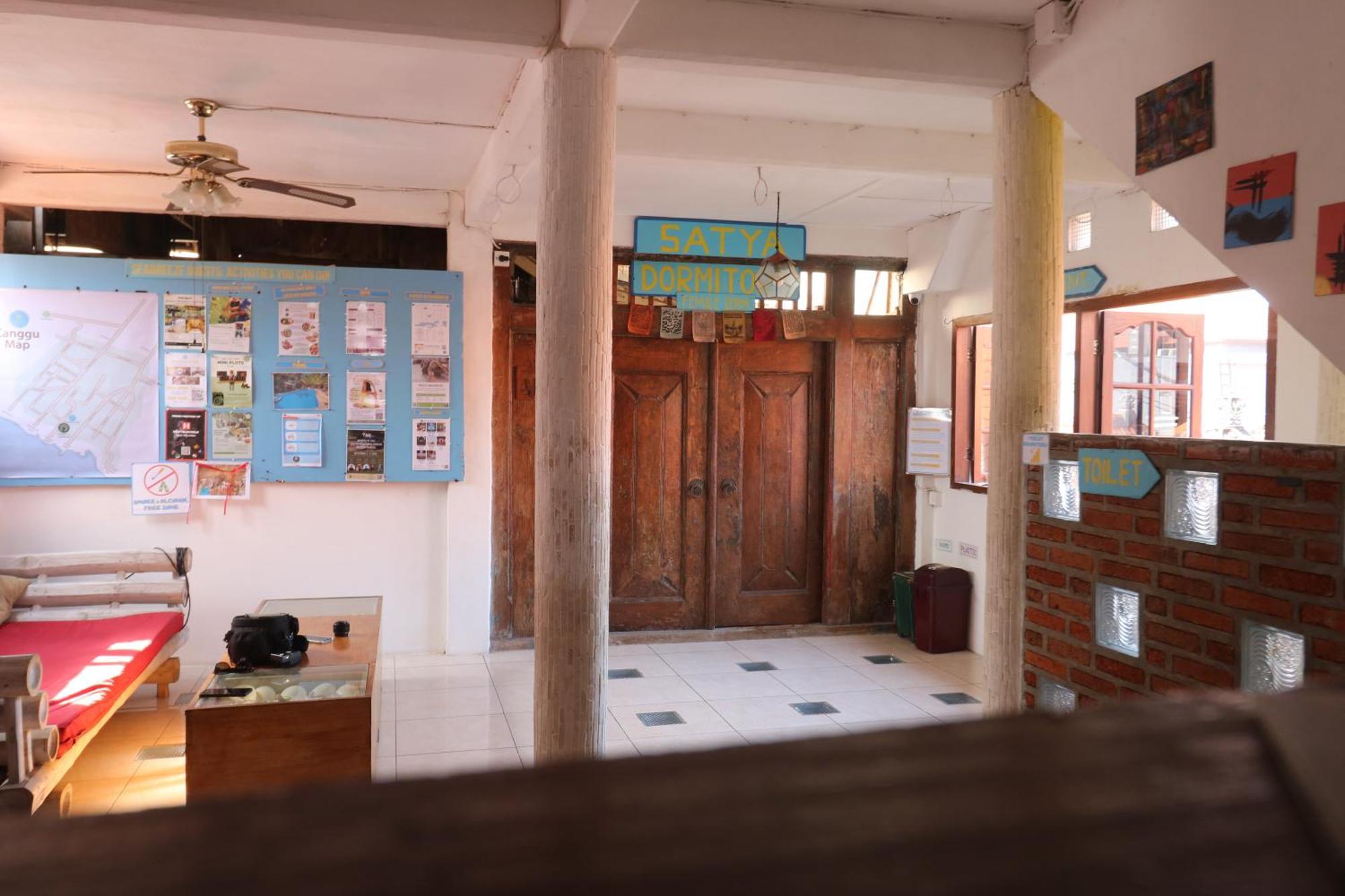 Seabreeze Hostel Bali Canggu  Exterior photo